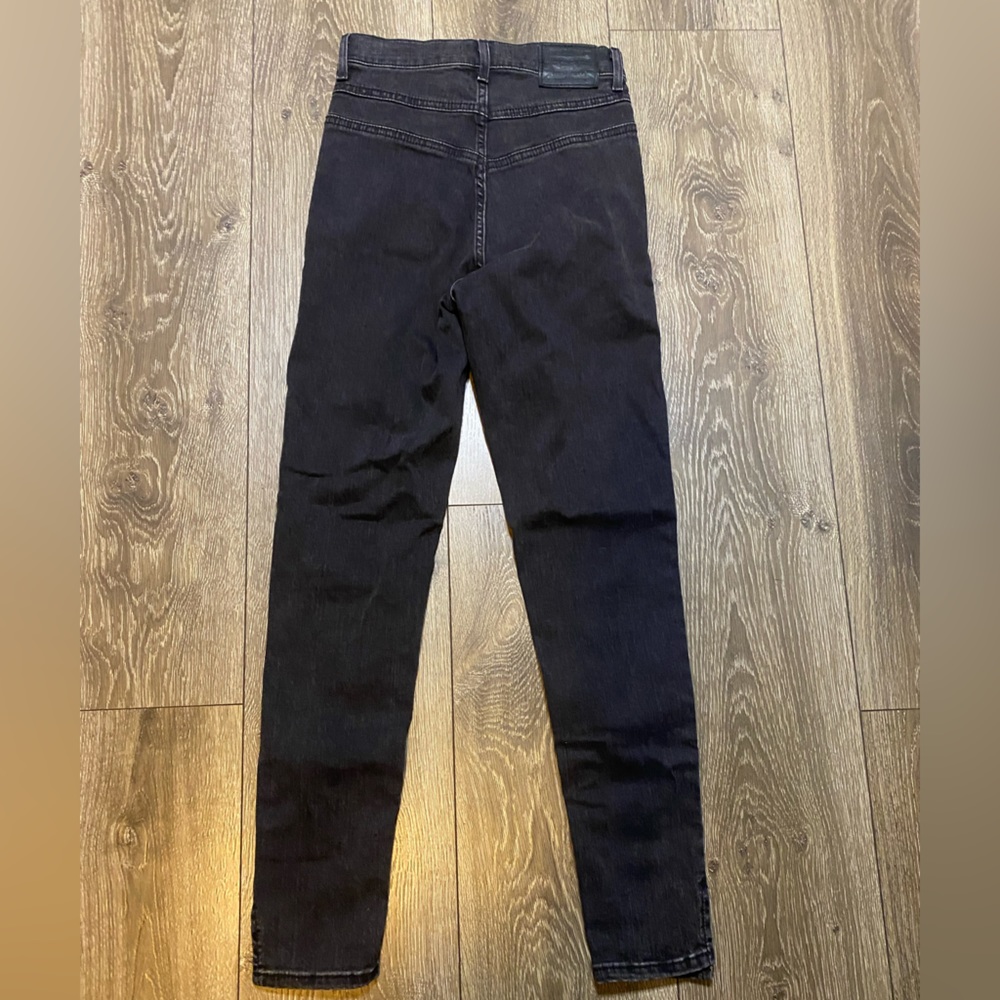 Levi’s Premium Mile High Super Skinny Jeans Women’s Size 25